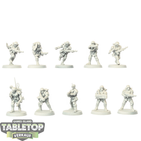 Astra Militarum - 10 Cadian Shock Troops - grundiert