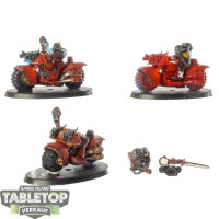 Space Marines - 3 Space Marine Bike Squad - teilweise bemalt