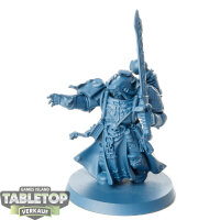 Space Marines - Librarian - grundiert