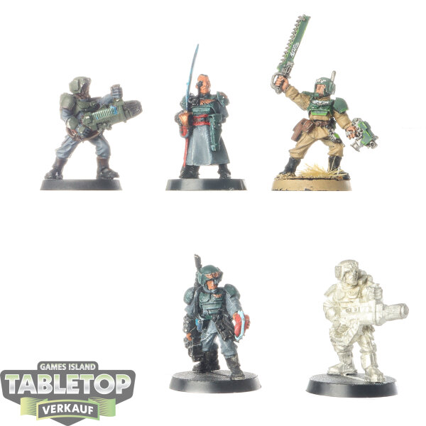 Astra Militarum - 5 Cadian Command Squad classic - teilweise bemalt