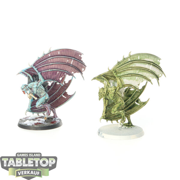 Flesh-eater Courts - 2 Crypt Flayers - teilweise bemalt