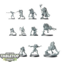 Flesh-eater Courts - 10 Royal Beastflayers - unbemalt