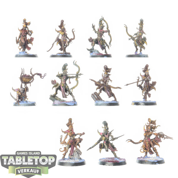 Hedonites of Slaanesh - 10 Slaangor Fiendbloods - bemalt