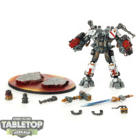 Grey Knights - Grand Master in Nemesis Dreadknight - bemalt