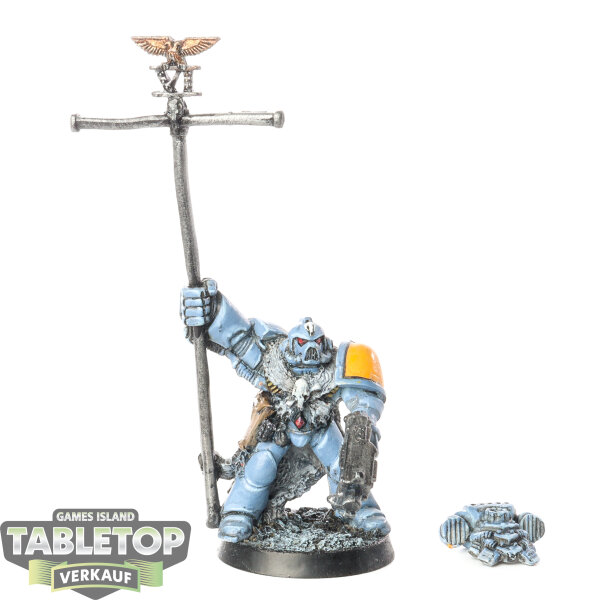 Space Wolves - Wolf Guard Standard Bearer - bemalt
