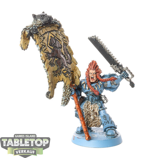 Space Wolves - Wolf Guard Standard Bearer - bemalt
