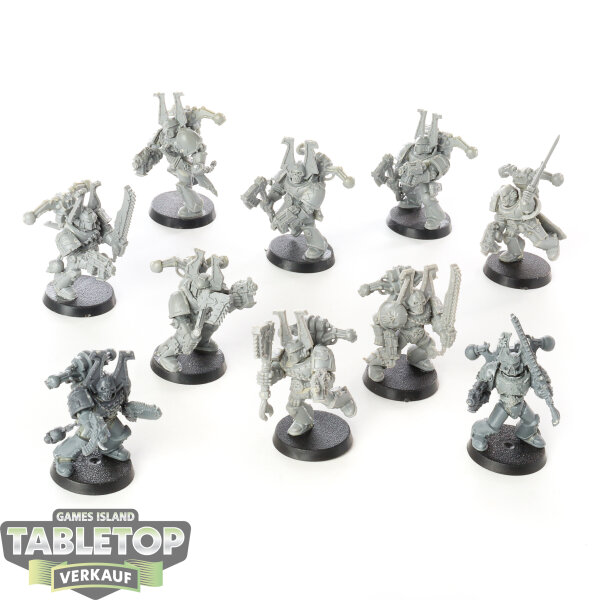 World Eaters - 10 Khorne Berzerkers klassisch - unbemalt