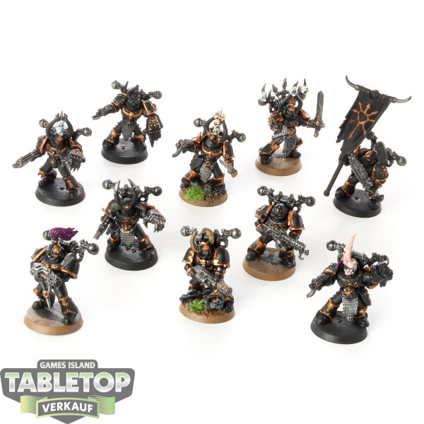 Chaos Space Marines - 10 Chaos Space Marines - bemalt