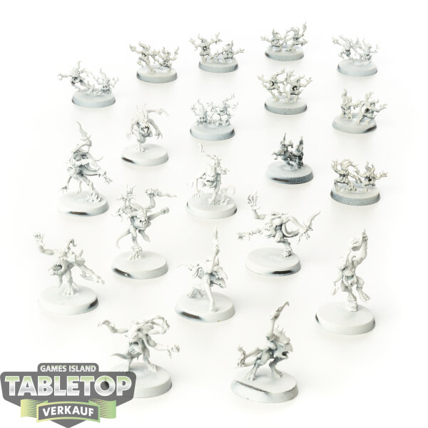 Disciples of Tzeentch - 10x Blue Horrors & 10x Brimstone Horrors - grundiert