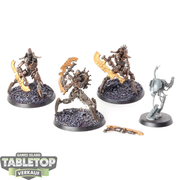 Necrons - 3 Skorpekh Destroyers - teilweise bemalt