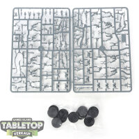 Drukhari - 10 Kabalite Warriors - im Gussrahmen