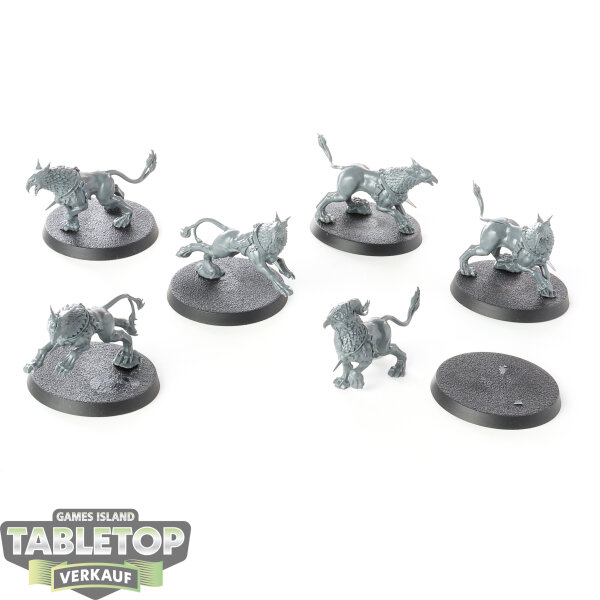 Stormcast Eternals - 6 Gryph-hounds - unbemalt