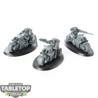 Space Marines - 3 Outriders - unbemalt