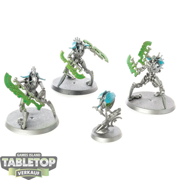 Necrons - 3 Skorpekh Destroyers - teilweise bemalt