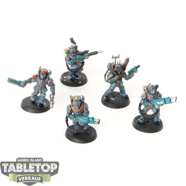 Astra Militarum - 5x Tempestus Scions - bemalt