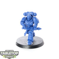 Space Marines - Lieutenant Calsius - unbemalt