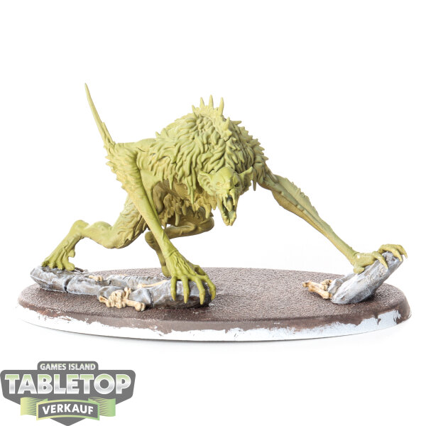 Flesh-eater Courts - Varghulf Courtier - grundiert