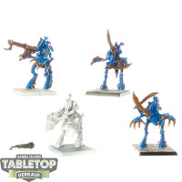 Tyraniden - 4x Tyranid Warriors klassisch - teilweise bemalt