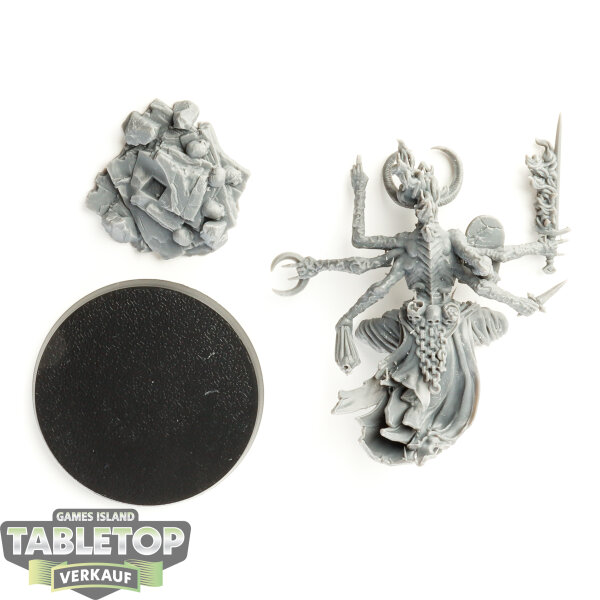 Miniaturen - Trench Crusade - Sorcerer - Court of the Seven Headed Serpent - unbemalt