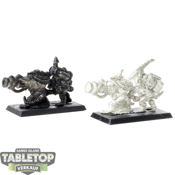 Skaven - 2 Warpfire Thrower - teilweise bemalt