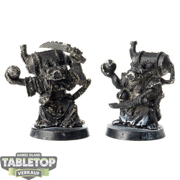 Skaven -  2 Poison Wind Globadiers / Skryre Acolytes klassisch - grundiert