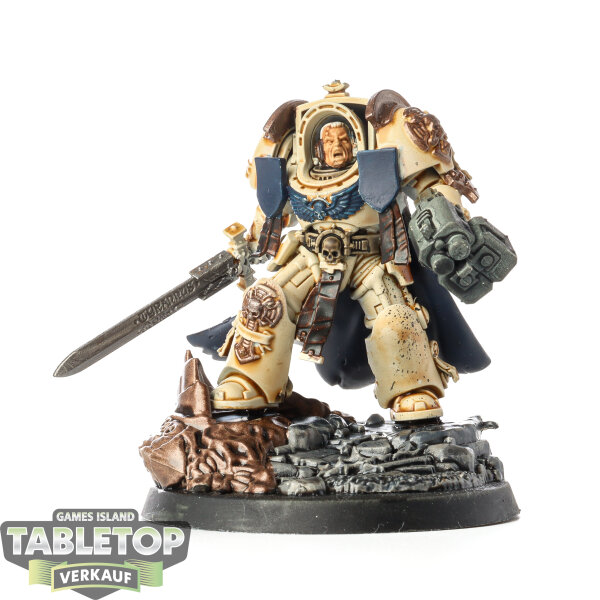 Space Marines - Captain in Terminator Armour (Klassisch) - bemalt