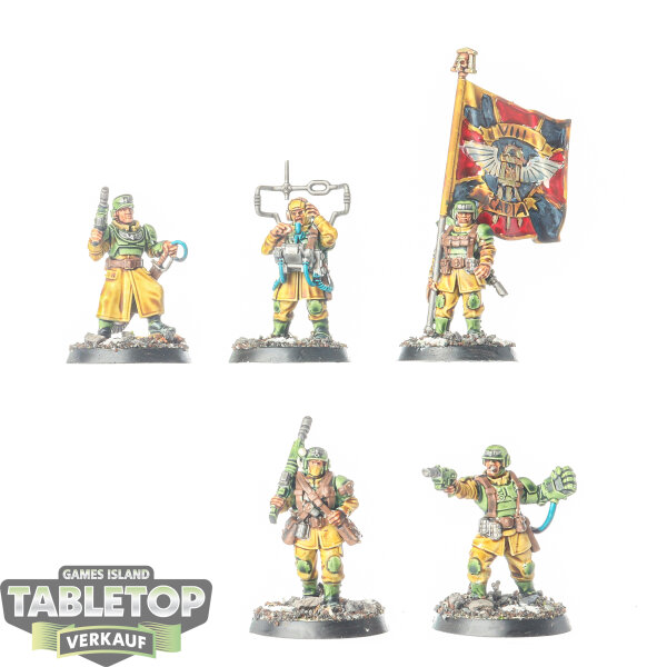 Astra Militarum - 5x Cadian Command Squad - bemalt