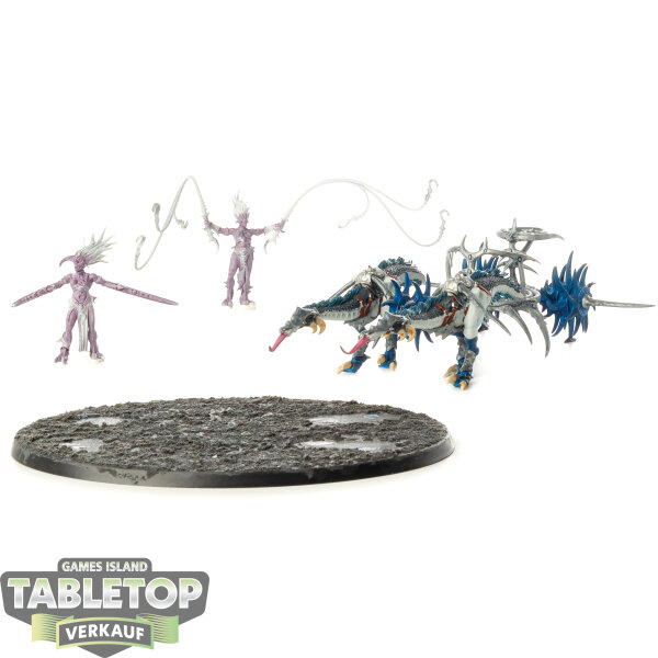 Hedonites of Slaanesh - Seeker Chariot - teilweise bemalt