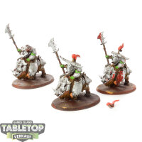 Orruk Warclans - 3x Gore-gruntas - teilweise bemalt