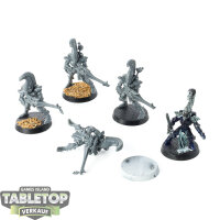 Aeldari - 5x Dire Avengers - teilweise bemalt