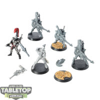 Aeldari - 5x Dire Avengers - teilweise bemalt
