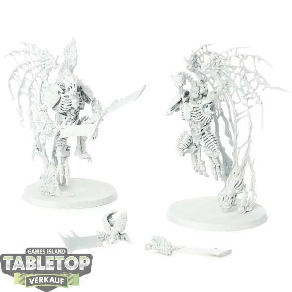 Ossiarch Bonereapers - 2 Morghast Harbingers - grundiert