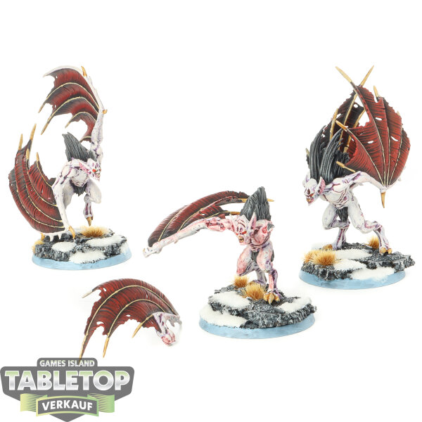Flesh-eater Courts - 3 Crypt Infernal Courtier - bemalt