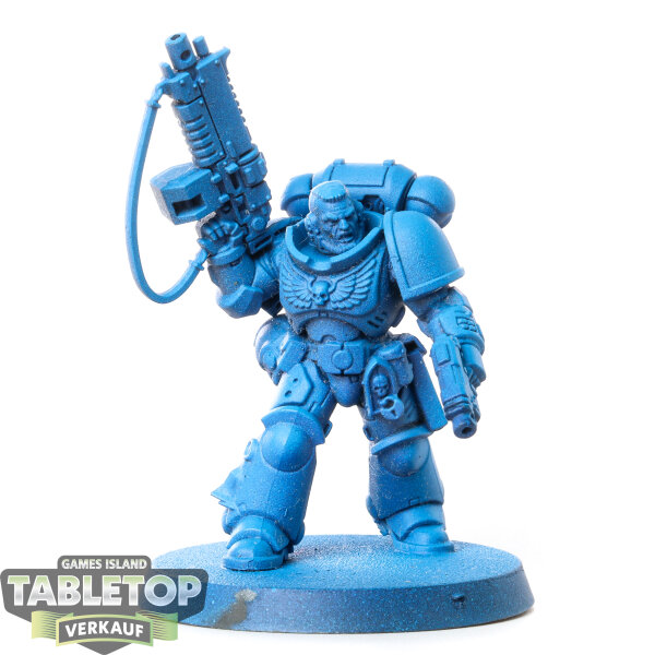 Space Marines - Lieutenant - grundiert