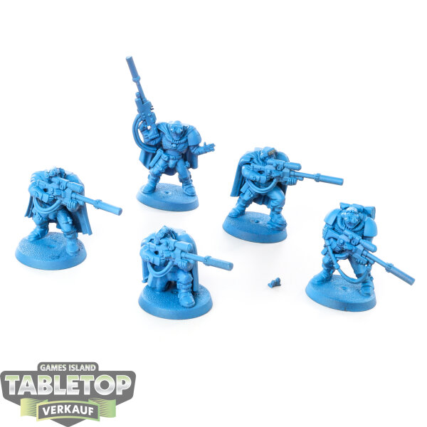 Space Marines - 5 x Scouts with Sniper Rifles klassisch - grundiert