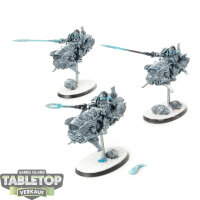 Adeptus Custodes - 3x Vertus Praetors - teilweise bemalt