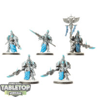 Adeptus Custodes - 5x Custodian Wardens - bemalt