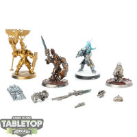 Adeptus Custodes - 4x Custodian Guard - teilweise bemalt