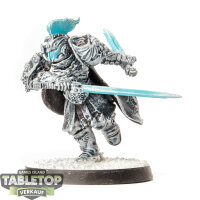 Adeptus Custodes - Blade Champion - teilweise bemalt