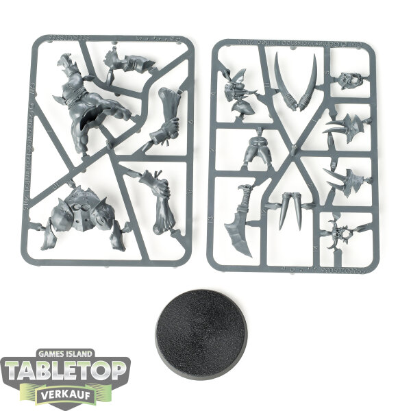 Orruk Warclans - Warchanter - im Gussrahmen