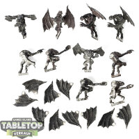 Chaos Daemons - 10x Furies klassisch - teilweise bemalt