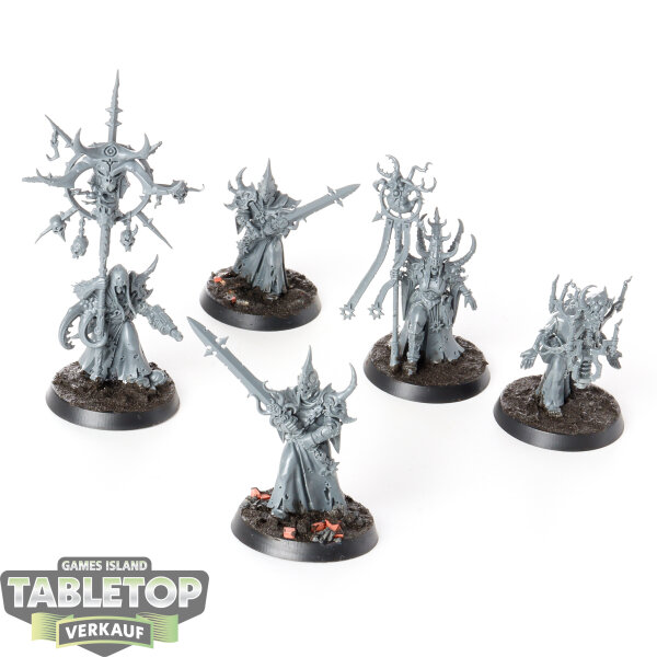 Chaos Space Marines - 5x Dark Commune - unbemalt