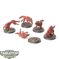 Blades of Khorne - 5 Fenrisian Wolves - teilweise bemalt
