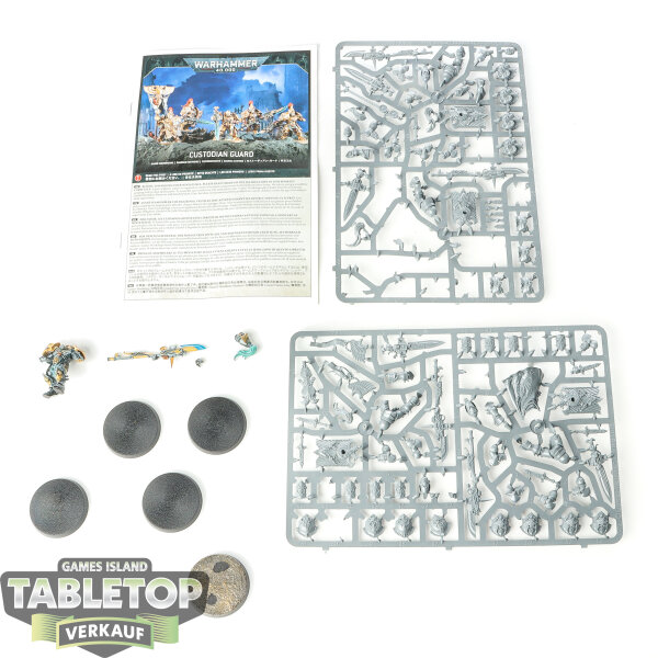 Adeptus Custodes - 5x Custodian Guard - teilweise gebaut