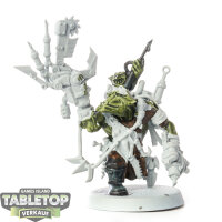 Orks - Ork Painboy - teilweise bemalt