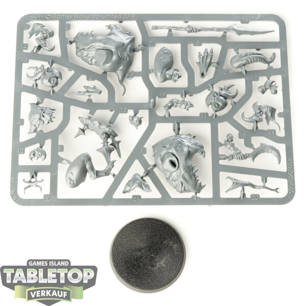 Gloomspite Gitz - Loonboss on Giant Cave Squig - im Gussrahmen