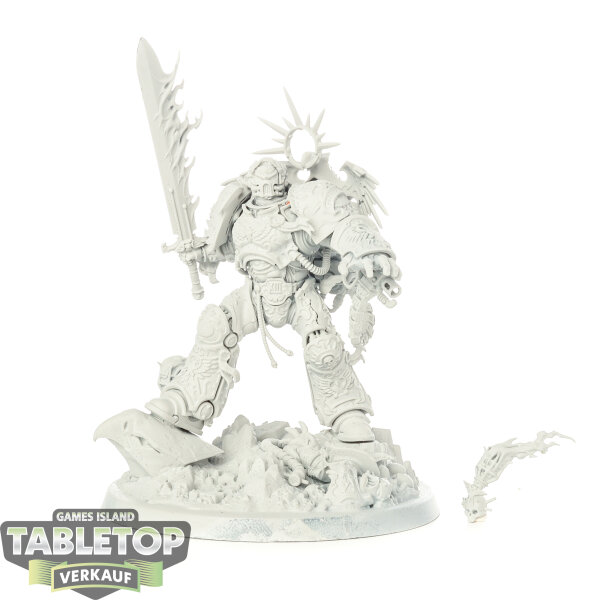 Ultramarines - Roboute Guilliman - grundiert
