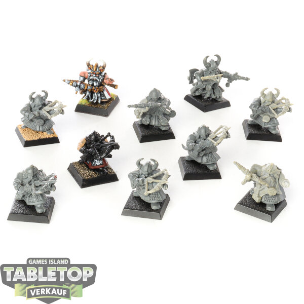 Dwarfen Mountain Holds - 10x Dwarf Quarrelers - teilweise bemalt