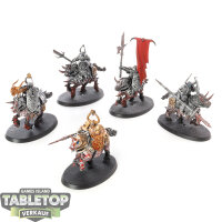 Slaves to Darkness - 5x Chaos Knights - bemalt