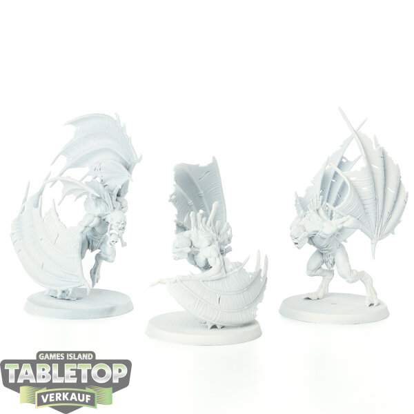 Flesh-eater Courts - 3 Crypt Flayers - grundiert